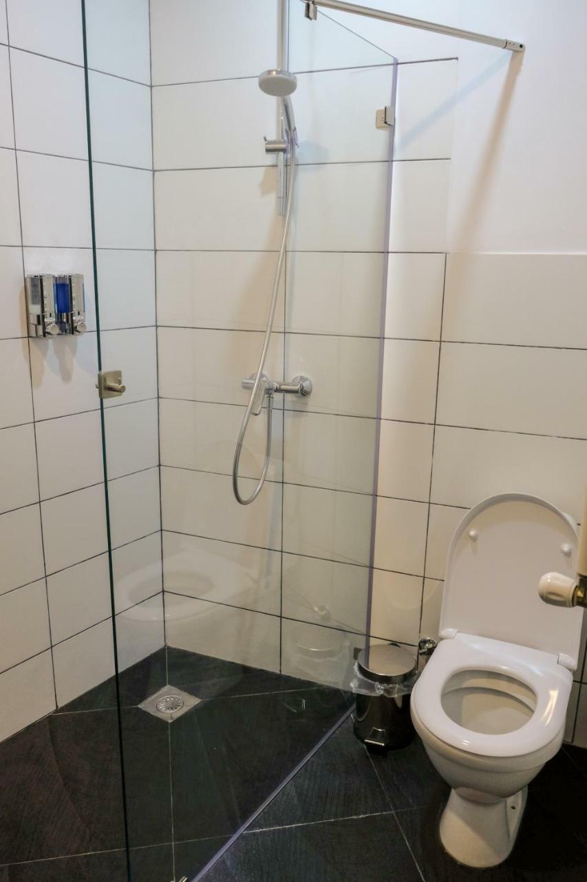 3 Studio Tbiliszi Szoba fotó